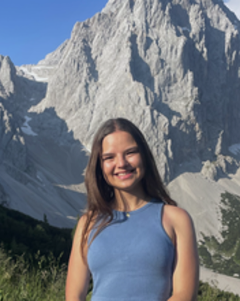 manuela.png